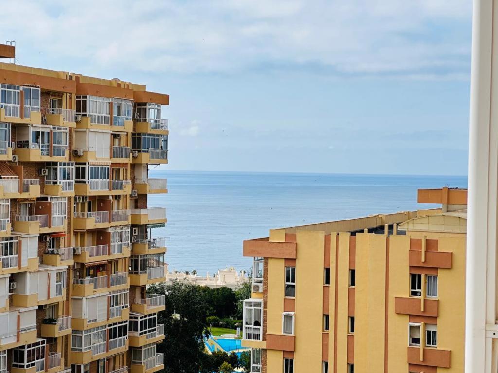 Modern White Studio Benalmadena Luaran gambar