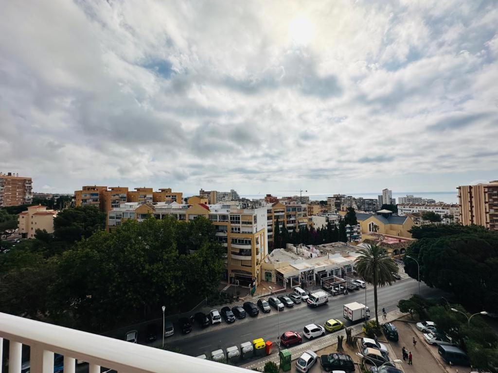 Modern White Studio Benalmadena Luaran gambar
