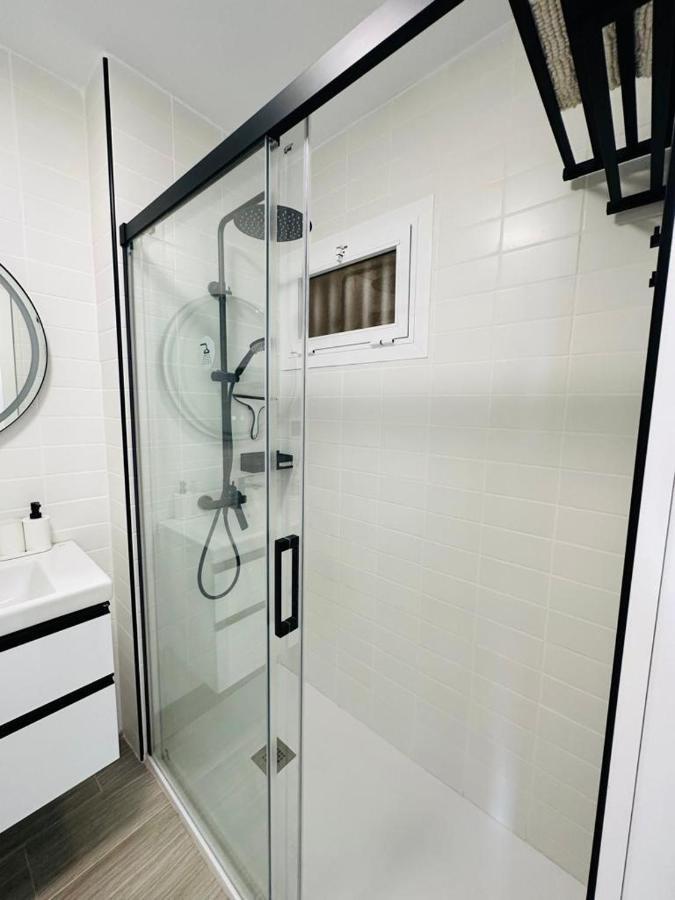 Modern White Studio Benalmadena Luaran gambar