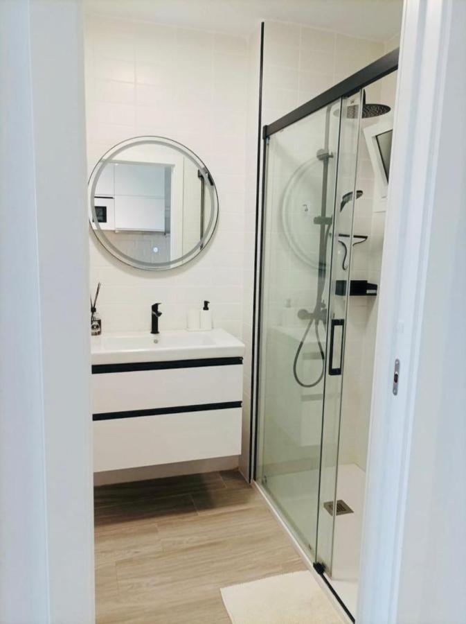 Modern White Studio Benalmadena Luaran gambar