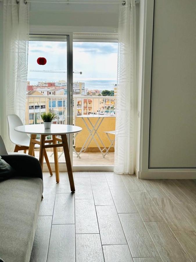 Modern White Studio Benalmadena Luaran gambar